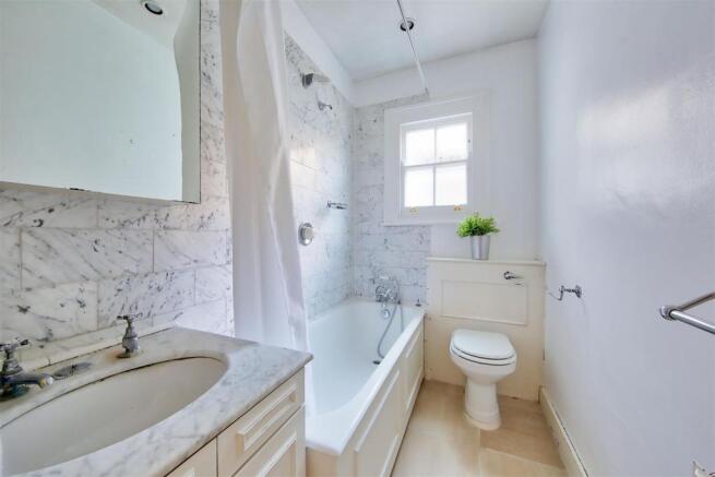 15a_quinton_street_bath2.jpg