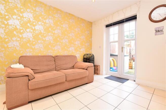 Kitchen / Breakfast Area