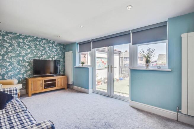 2 bed Detached Bungalow for sale Image 9