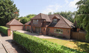 1a Fir Tree Lodge, Wheatfield Avenue, Harpenden AL5 2NU