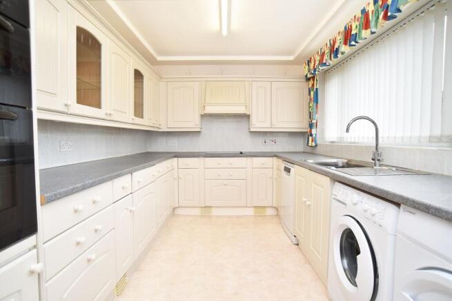 2 bed Bungalow for sale Image 7