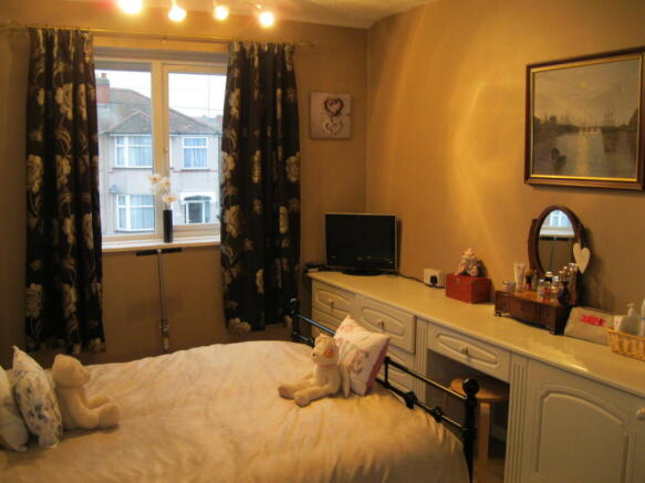 Bed 1