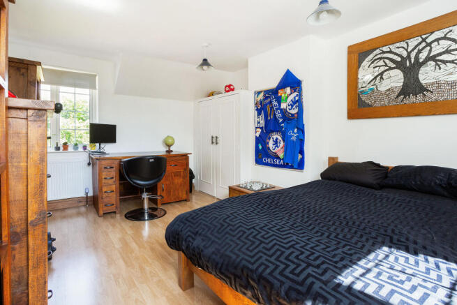 Photo 10
