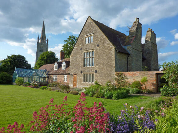Garden side