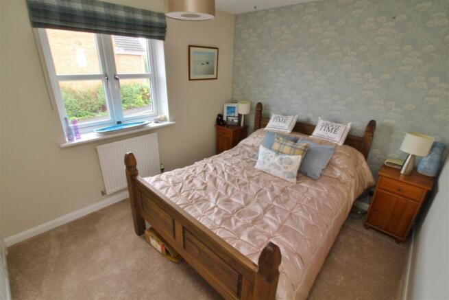 35 Bed 3.JPG