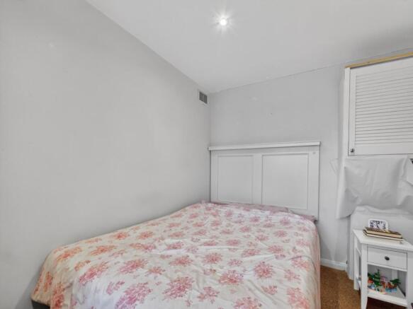 6 bed Not Specified for sale Image 10