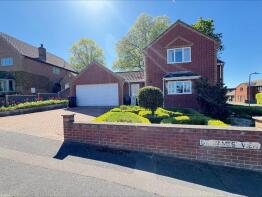 16, St James View, Louth LN11 9XY