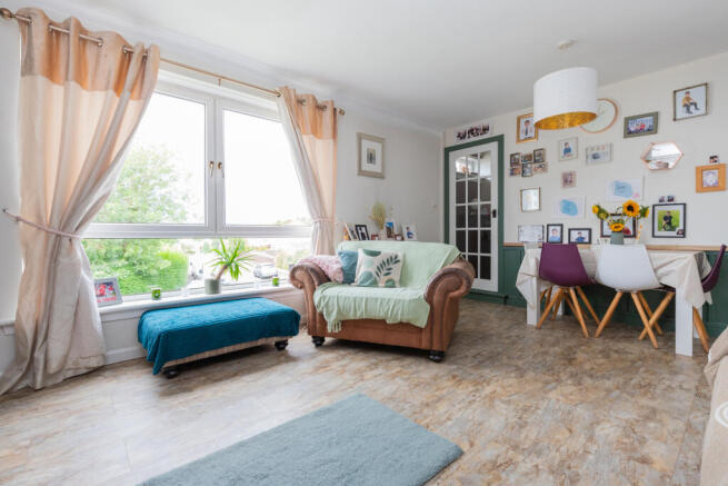 28 dunvegan avenue elderslie pa5-5