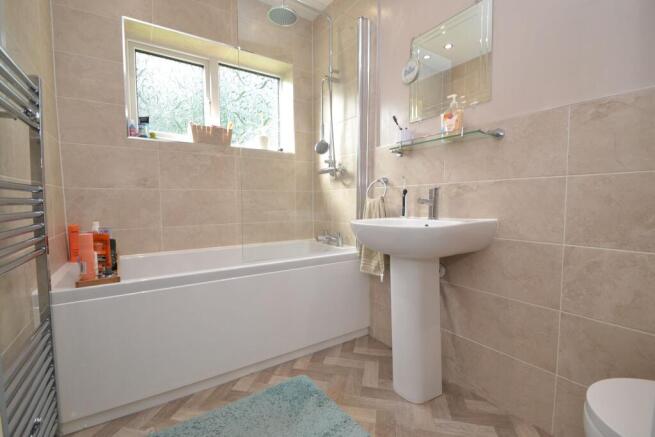 3 bed Semi-Detached for sale Image 8