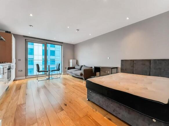 Kitchen / Living Space