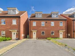 102, Turnberry Avenue, Ackworth, Pontefract WF7 7FB