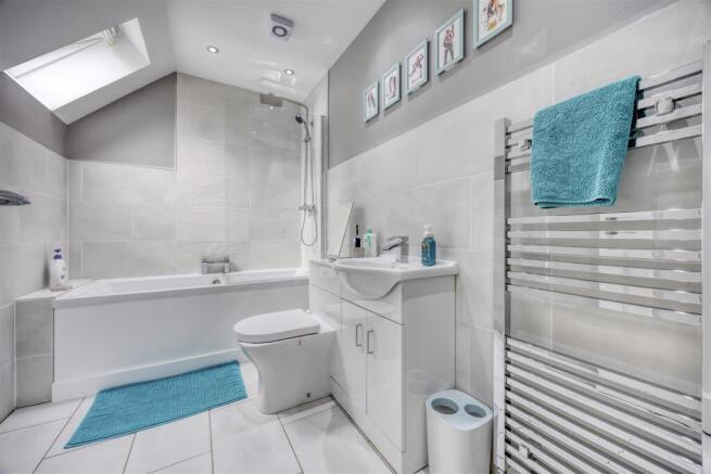 103_VICTORIA_STREET_KIRKINTILLOCH_027.JPEG