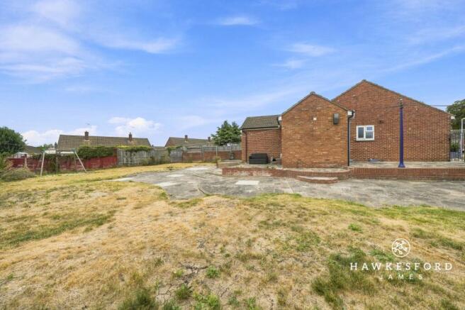 Prentis Close, Sittingbourne - Garden