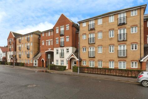 Tanner Street, Barking