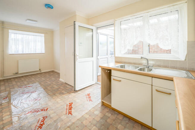 Kitchen 2