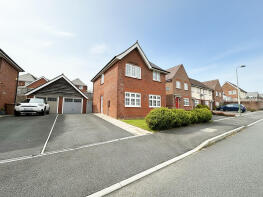 11, Kingfisher Way, Hengoed CF82 6BB