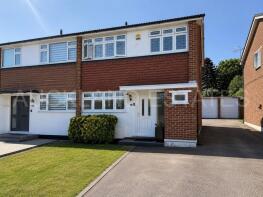 62, Sherwood Avenue, Potters Bar EN6 2LE