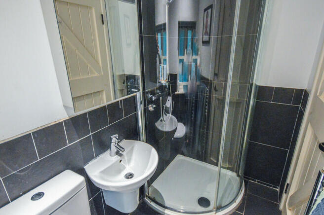 En Suite to Bedro...