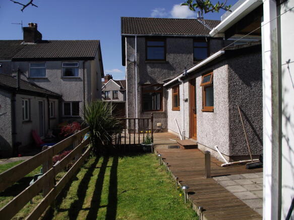 Photo 11