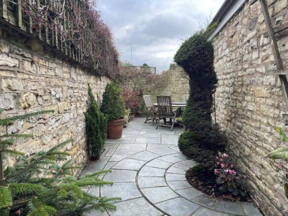Courtyard Garden
