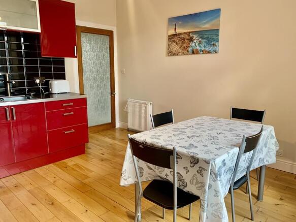 Dining kitchen 1