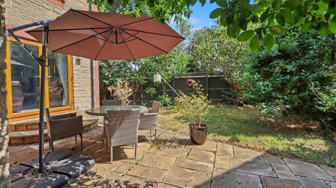 Alexanders Close, Meare photo 4