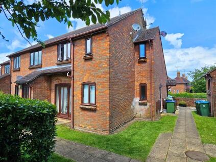 Quainton Road, Waddesdon, Aylesbury
