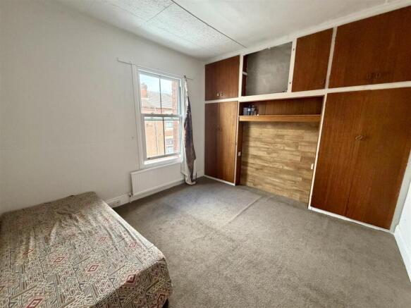 2 bed Terraced for sale Image 4