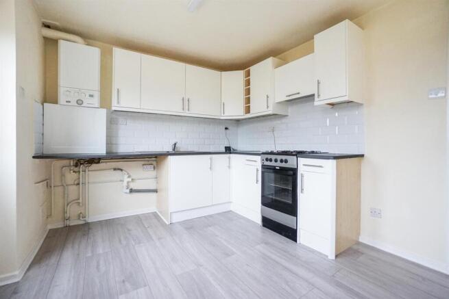 Warren Close, Pilsley, Chesterfield, S45 photo 4