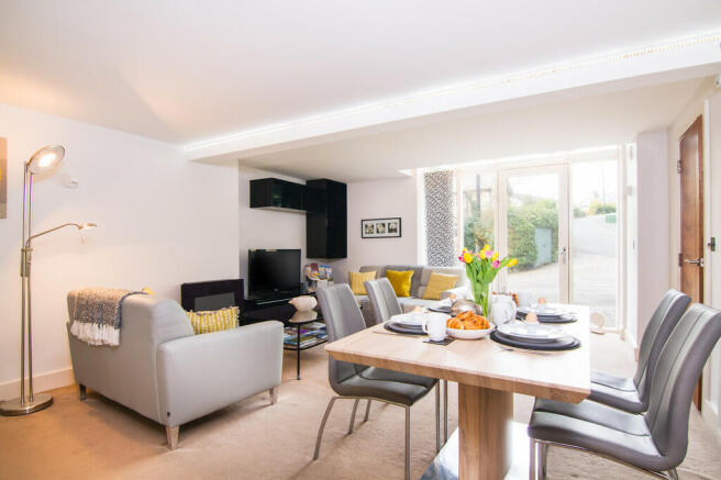 Living Dining Are...