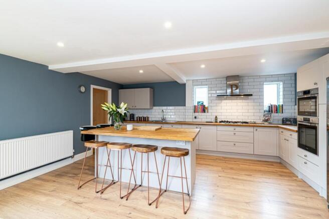 Kitchen/Dining/Livin