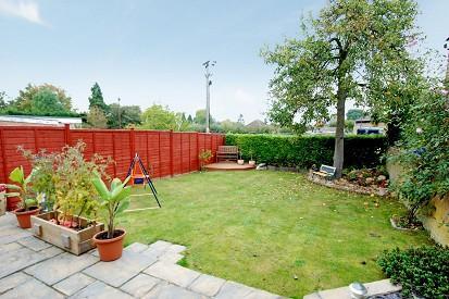 Garden - backs onto farm