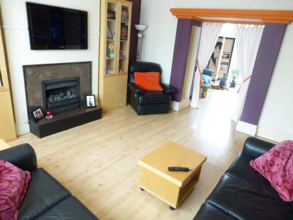 Lounge 2