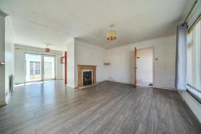 Living Room / Dining Room