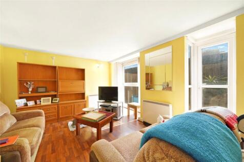 Bakersfield, Crayford Road, London, N7