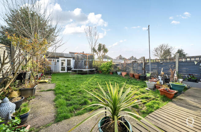 b8c1b7e4-4796-497...