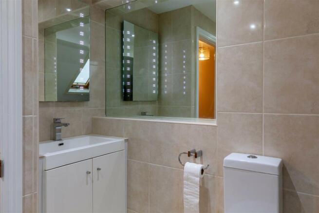 6 Brookside (46).jpg