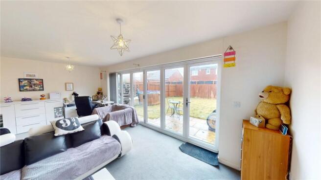 3 bed Detached for sale Image 11