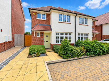 Armstrong Road, Luton, Bedfordshire, LU2 0FU