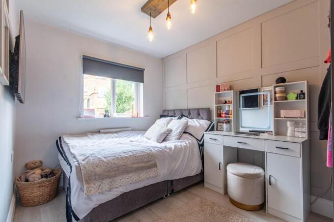 3 bed Terraced for sale Image 9