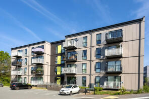 Flat 33, Winslar, Ladybower Road, Northbrook, Worthing BN13 3NU