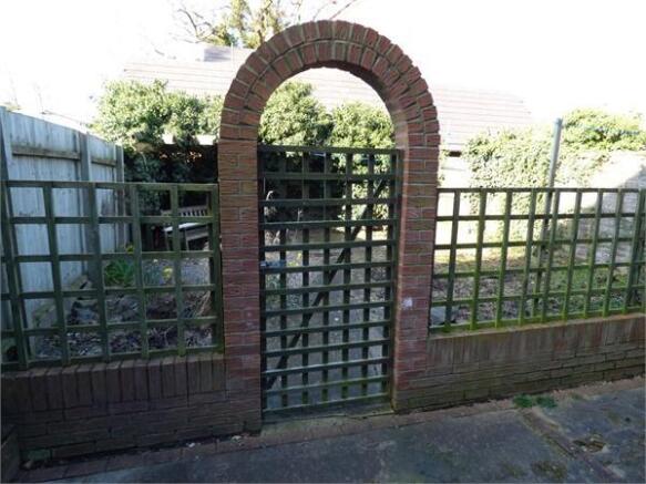 Photo 12