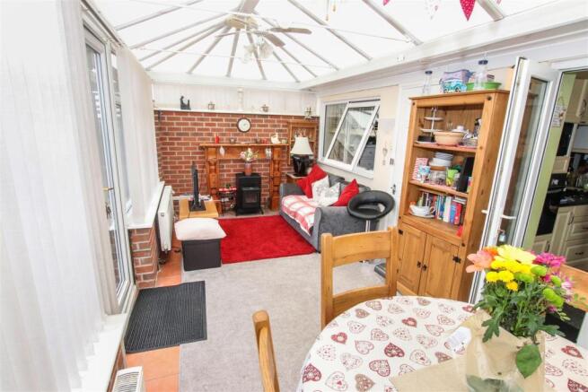 HALF BRICK & UPVC DOUBLE GLAZED CONSERVATORY