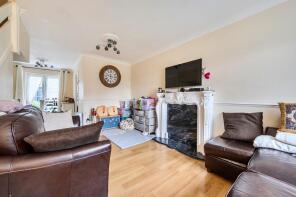 138, Bushbarns, Waltham Cross EN7 6EF