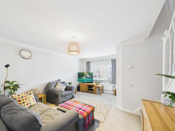 Paddick Drive, Lower Earley, RG6 photo 4