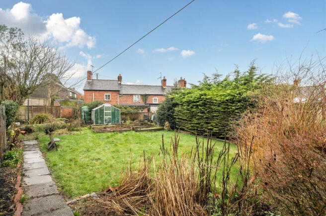 1421198-1-69a1e82...