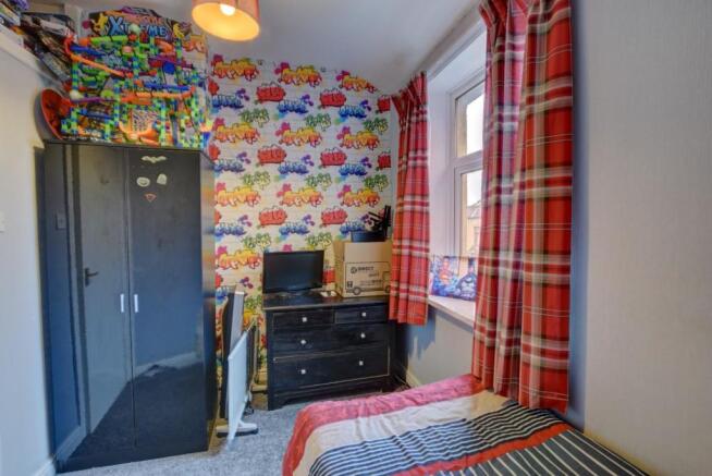 Bedroom 6.jpg