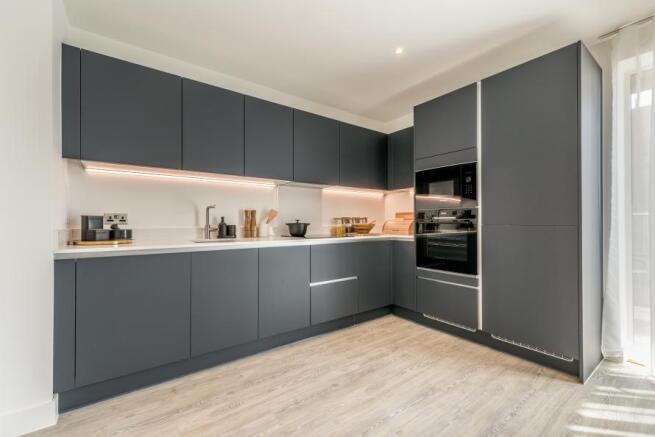 Kitchen Lampton Parkside 1 bed - April