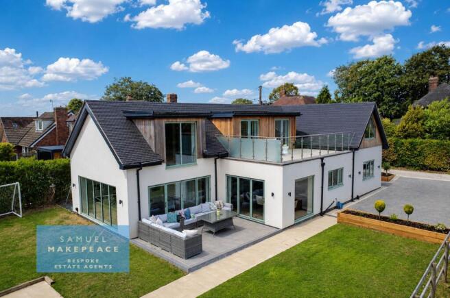 Exceptional, Fully Renovated Five Bedroom Detache