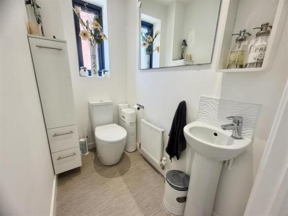 2 bed Semi-Detached for sale Image 12
